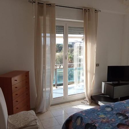 Casa Passos Lägenhet Passoscuro Exteriör bild